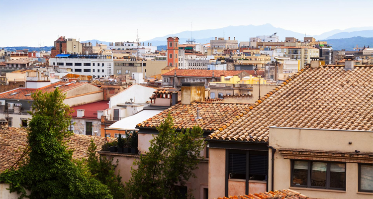 Cataluña registra 22.844 compraventas de vivienda y un precio medio de 2.995 euros por m²