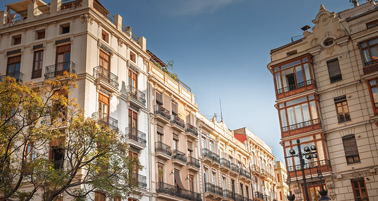 APCEspaña respalda el informe de la CNMC para agilizar la transformación de suelo y aumentar la oferta de vivienda