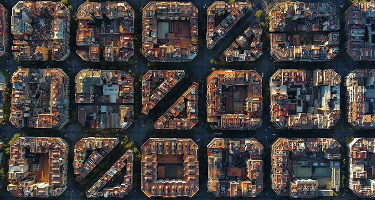 La Comisión Europea plantea intervenir en zonas tensionadas y acelerar la vivienda asequible