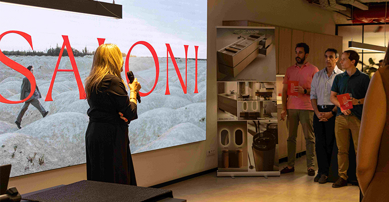 Decosan se incorpora al nuevo showroom de Saloni en Madrid con soluciones de mobiliario de baño