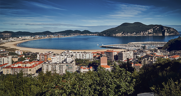 Evolución del mercado de la vivienda en la costa española: precios al alza y tensiones en la oferta
