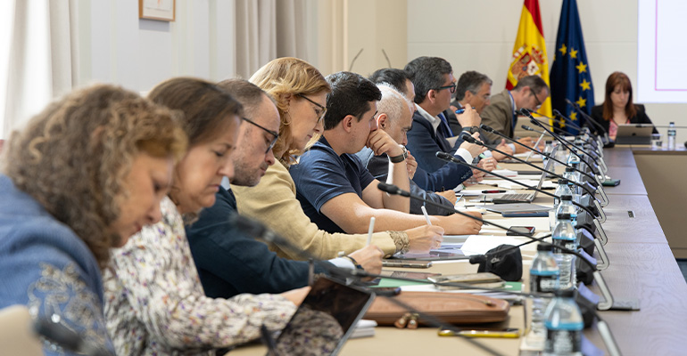 Gobierno-acuerdo-comunidades-7.000-millones-Plan-Estatal-Infoconstrucción-DPArquitectura