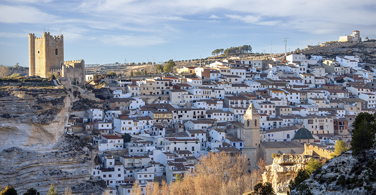 Las hipotecas crecen un 13,2% mensual en octubre y consolidan el cambio de ciclo en 2025