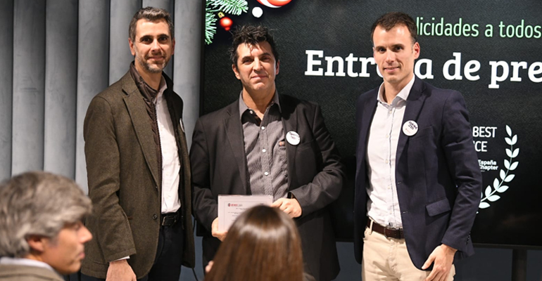 Limpieza de fachadas con drones 3 - Infoconstruccion