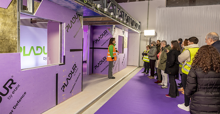 Solución para fachada ligera orientada a eficiencia y protección exterior