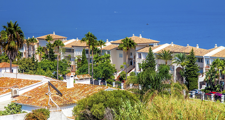 El precio de la vivienda en la costa se dispara hasta equipararse a las zonas prime de las grandes ciudades