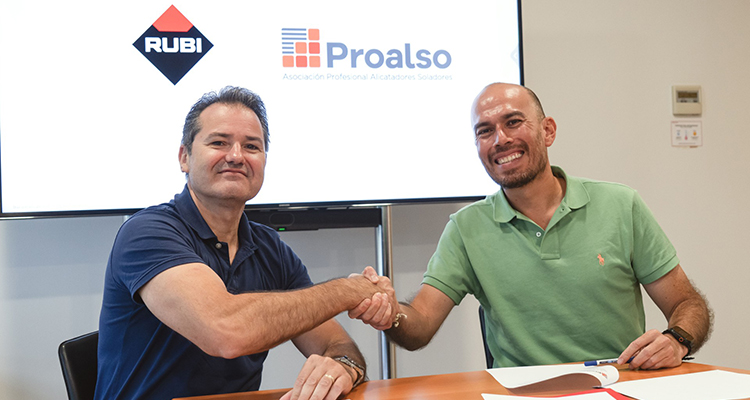 Rubi y Proalso renuevan su alianza para impulsar la formación y la innovación en la colocación cerámica