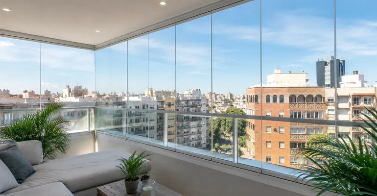 El auge de las terrazas acristaladas en Valencia