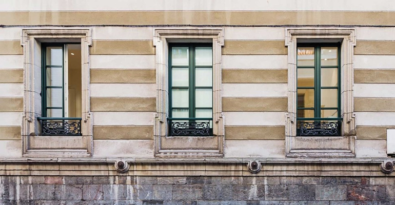 Ventanas adaptadas para la rehabilitación de edificios antiguos