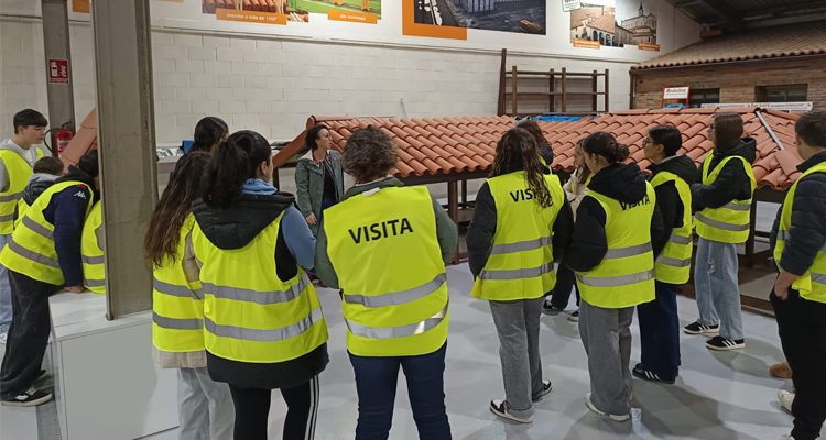 Visita alumnos Tejas Verea - Infoconstruccion