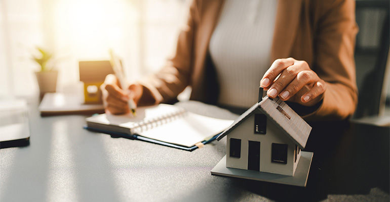 descenso-compraventa-vivienda-marzo-Infoconstrucción