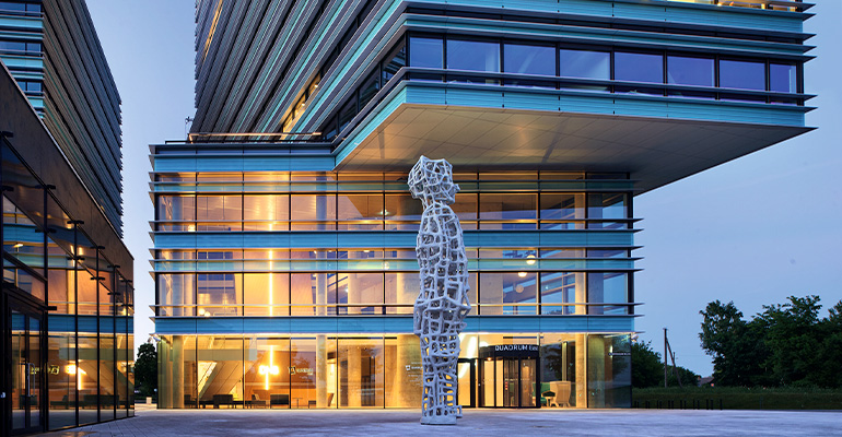 sistema-soportar-vidrios-mas-grandes-pesados-Infoconstrucción