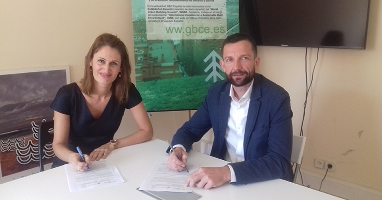 Firmado acuerdo de colaboración entre Hispalyt-Consorcio Termoarcilla y Gbce