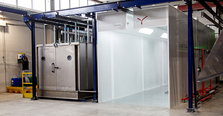 Persax inaugura una planta de lacado en su sede central en Villena, Alicante