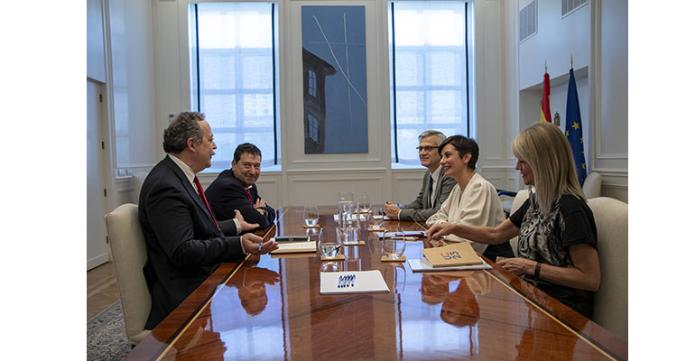 La ministra Isabel Rodríguez se reúne con los fabricantes de materiales de construcción 